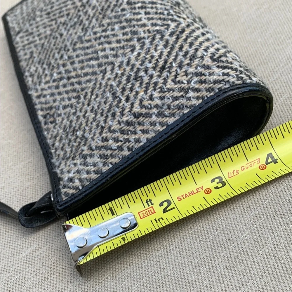 MONSAC Black and Tan Clutch Leather Trim Zip Top Vintage